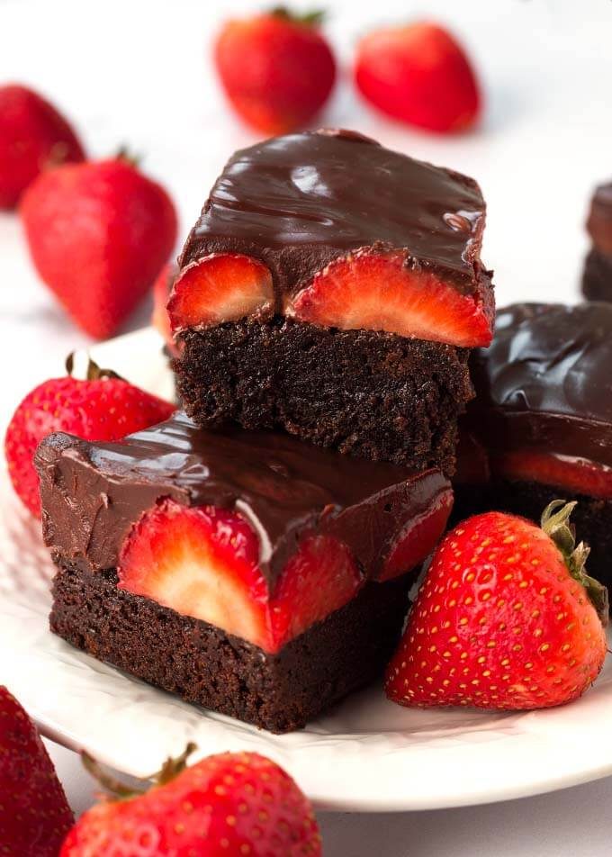 Chocolate Covered Strawberry Brownies with Heavy Cream
