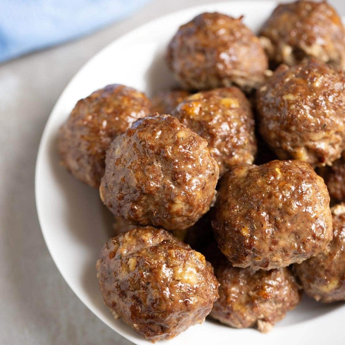 Baked Meatballs with Eggs