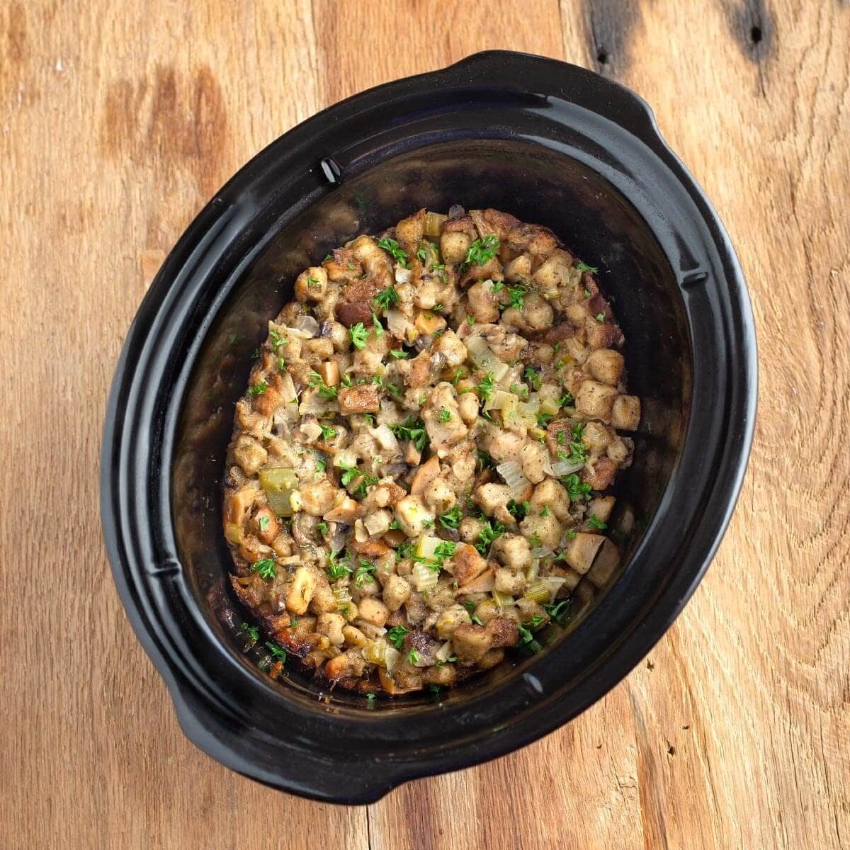 Stuffing with Tart Apple