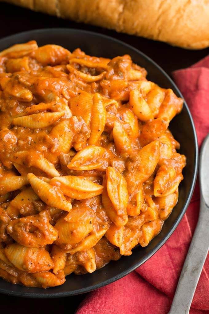 Cheesy Meaty Shells with Mozzarella Cheese