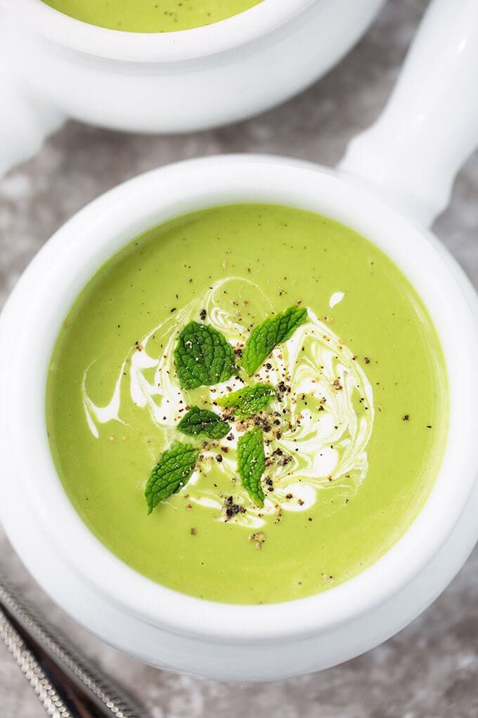 Minty Pea Soup with Sour Cream