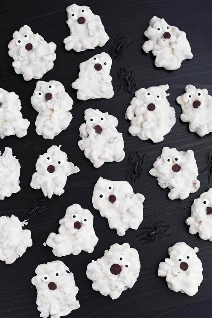 Slow Cooker White Chocolate Halloween Ghosts