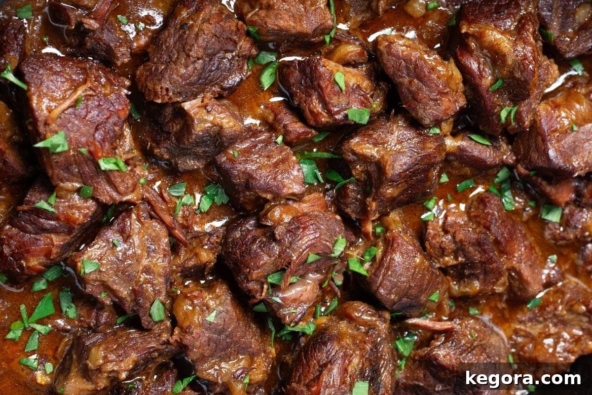 Melt-in-Your-Mouth Slow Cooker Garlic Butter Steak Bites 3 Slow Cooker Garlic Butter Steak Bites closeup
