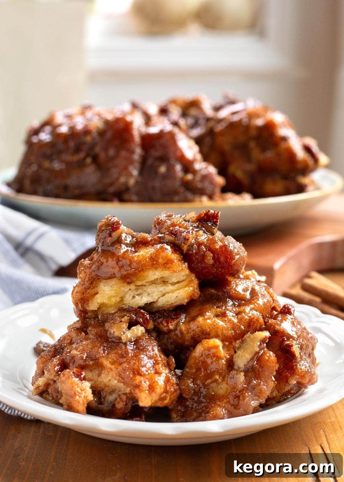 Gooey Cinnamon Monkey Bread Magic 2 Cinnamon Pull-Apart Monkey Bread