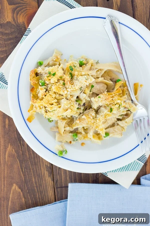 Velvety Cauliflower Chicken Pasta Bake Gluten Free Dairy Free 3 Creamy Cauliflower Chicken Baked Pasta close up