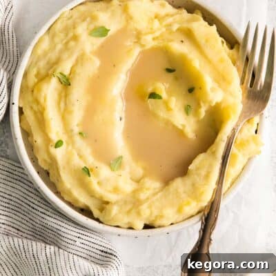 Gluten free gravy recipe over mashed potatoes