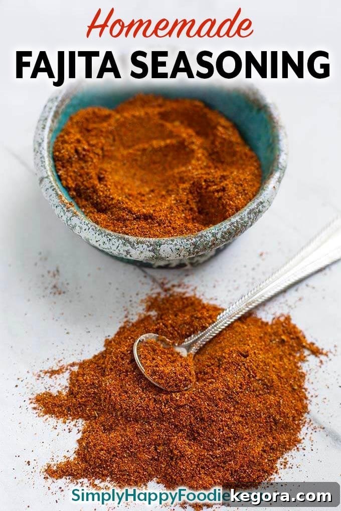 A good Homemade Fajita Seasoning will make a big difference in how your recipe will turn out. This homemade Fajita Seasoning blend is delicious on chicken, steak, pork, and vegetables. simplyhappyfoodie.com #homemadefajitaseasoning #fajitaseasoning #homemadespiceblend #mexicanseasoning #mexicanspiceblend fajita spices