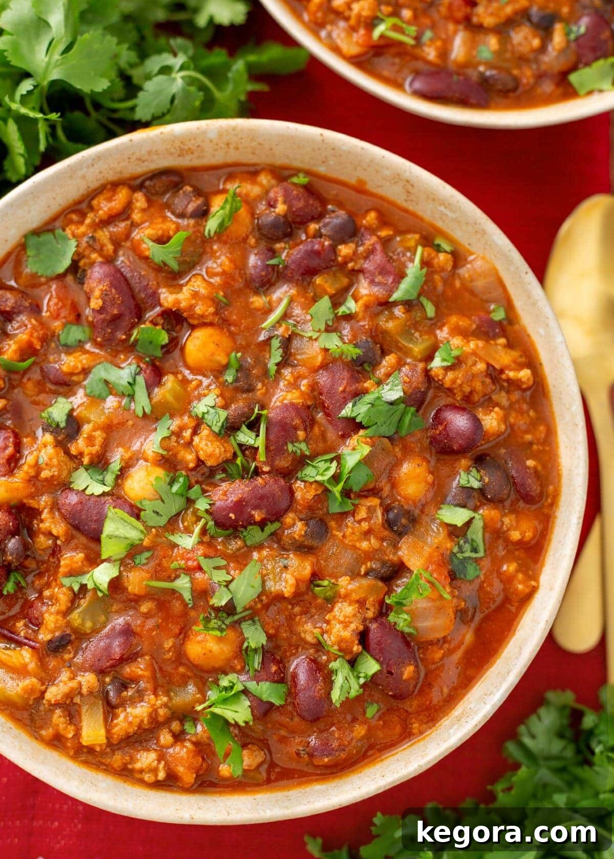Flavorful Slow Cooker Turkey Chili